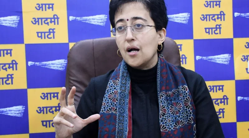 विपक्ष नेता आतिशी ने महिला समृद्धि योजना को लेकर एक बार फिर रेखा सरकार पर साधा निशाना 