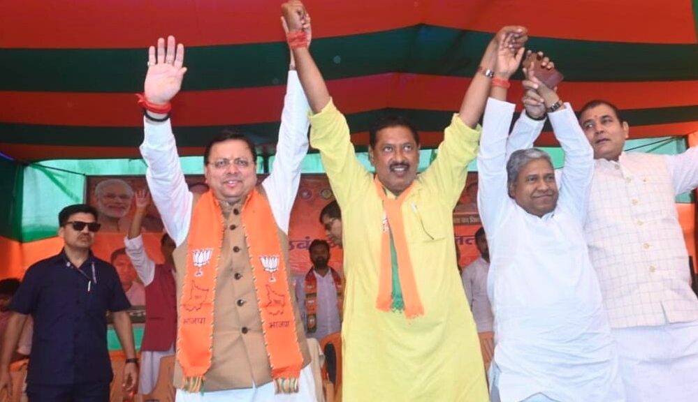 बिहार में सीएम धामी की हुंकार, कहा- NDA की जीत से ही बिहार का विकास संभव