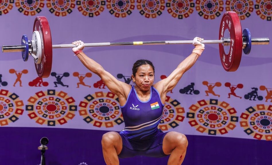 मीराबाई चानू ने विश्व भारोत्तोलन चैंपियनशिप में जीता रजत पदक